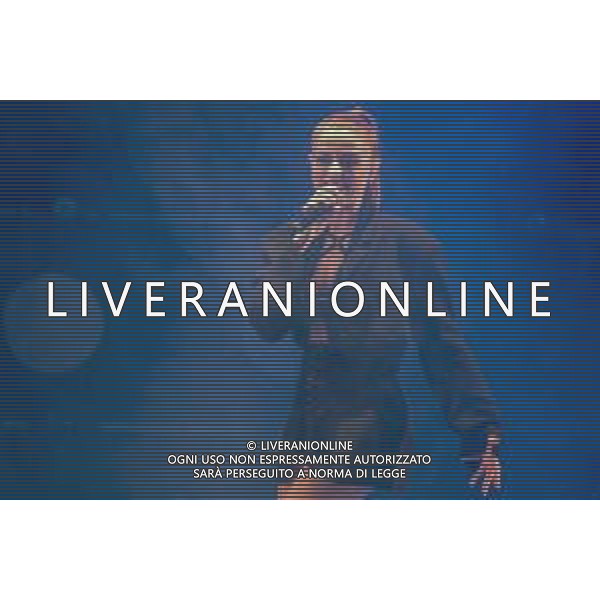 Verona, Italy. 07th September 2022. The italian singer Annalisa Scarrone as know with Annalisa pseudonym sings on stage during her live performs in Teatro Romano in Verona, for her first date of Nuda10 Club tour 2022. ©Roberto Tommasini / Agenzia Aldo Liverani