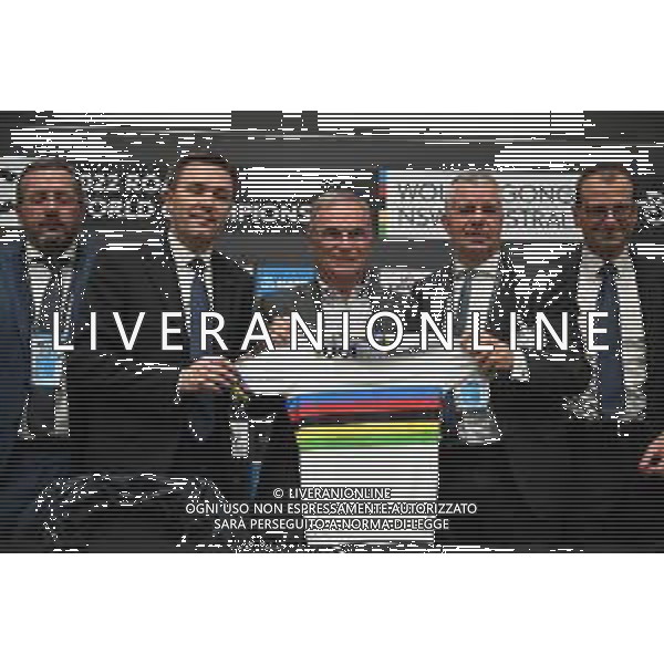 22-09-2022 Conferenza Stampa Mondiali Haute Savoie 2027; Lappartient, David; Hinault, Bernard; Wollongong; - Conferenza Stampa dell\'Uci per l\'assegnazione dei Mondiali di ciclismo del 2027 alla Francia, nella regione dell\'Alta Savoia. 22.09.2022 ©SIROTTI/AGENZIA ALDO LIVERANI SAS