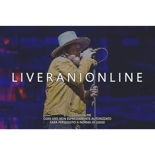 The italian songs writer Adelmo Fornaciari, as know with Zucchero pseudonym sings and songs on a stage during his first date of World Wide Tour at Arena di Verona in Verona, Italy, on 25th April 2022 ©Roberto Tommasini / Ag. Aldo Liverani Sas