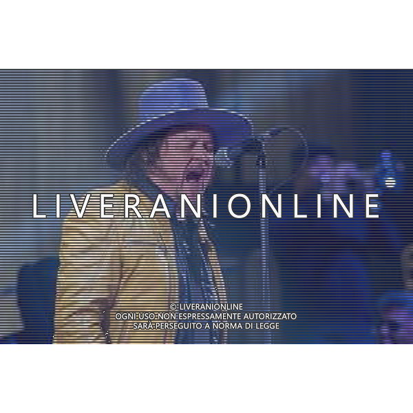 The italian songs writer Adelmo Fornaciari, as know with Zucchero pseudonym sings and songs on a stage during his first date of World Wide Tour at Arena di Verona in Verona, Italy, on 25th April 2022 ©Roberto Tommasini / Ag. Aldo Liverani Sas