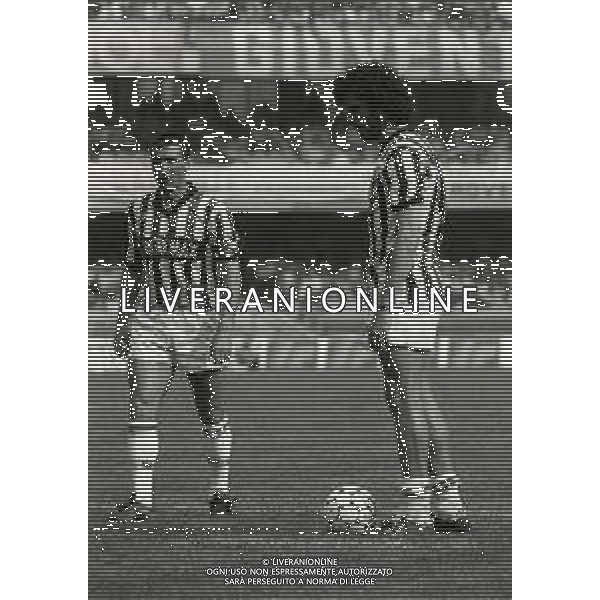 21-05-1989 VERONA CAMPIONATO DI CALCIO SERIE A VERONA-ASCOLI 0-1 NELLA FOTO WALTER CASAGRANDE E BRUNO GIORDANO AG ALDO LIVERANI SAS
