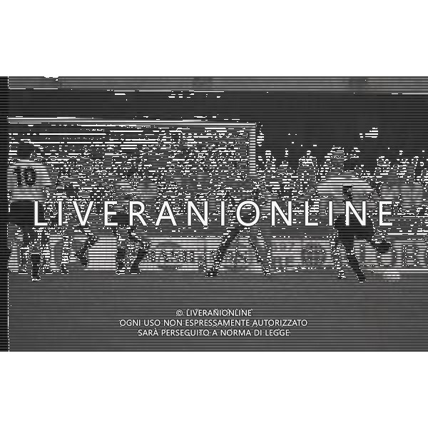 23-10-1988 VERONA CAMPIONATO DI CALCIO SERIE A VERONA-INTER 0-0 NELLA FOTO TIRO RICCARDO FERRI AG ALDO LIVERANI SAS