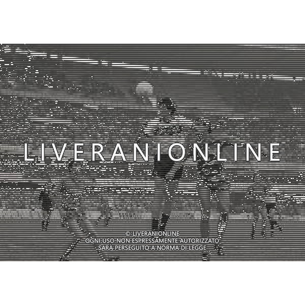 23-10-1988 VERONA CAMPIONATO DI CALCIO SERIE A VERONA-INTER 0-0 NELLA FOTO ALDO SERENA E THOMAS BERTHOLD AG ALDO LIVERANI SAS