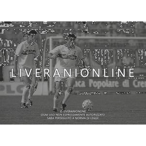 RETROSPETTIVA ALBERICO EVANI CALCIATORE NELLA FOTO ALBERICO EVANI CON LA MAGLIA DEL MILAN CALCIO NELL\'ANNO 1991-1992 AG ALDO LIVERANI SAS