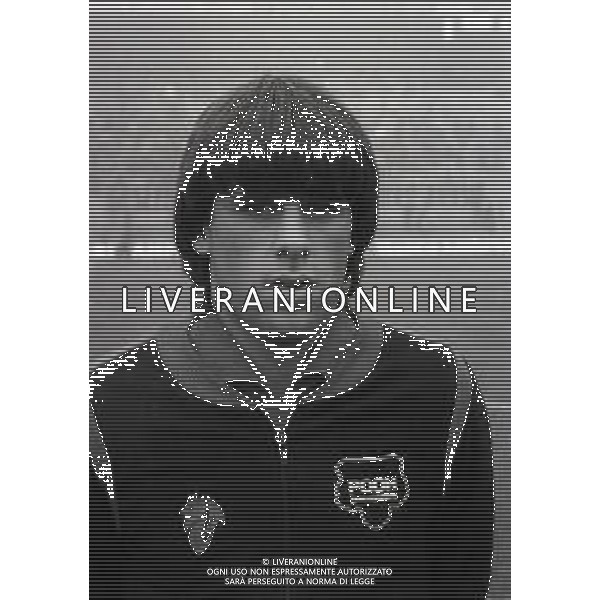 RETROSPETTIVA ALBERICO EVANI CALCIATORE NELLA FOTO ALBERICO EVANI CON LA MAGLIA DEL MILAN NELL\'ANNO 1981-1982 AG ALDO LIVERANI SAS