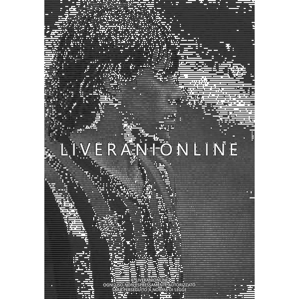 RETROSPETTIVA ALBERICO EVANI CALCIATORE NELLA FOTO ALBERICO EVANI CON LA MAGLIA DEL MILAN NELL\'ANNO 1982-1983 AG ALDO LIVERANI SAS