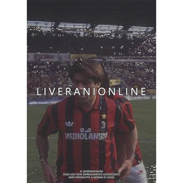 RETROSPETTIVA ALBERICO EVANI CALCIATORE NELLA FOTO ALBERICO EVANI CON LA MAGLIA DEL MILAN CALCIO AG ALDO LIVERANI SAS