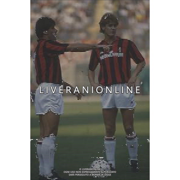 RETROSPETTIVA ALBERICO EVANI CALCIATORE NELLA FOTO ALBERICO EVANI CON LA MAGLIA DEL MILAN CALCIO AG ALDO LIVERANI SAS