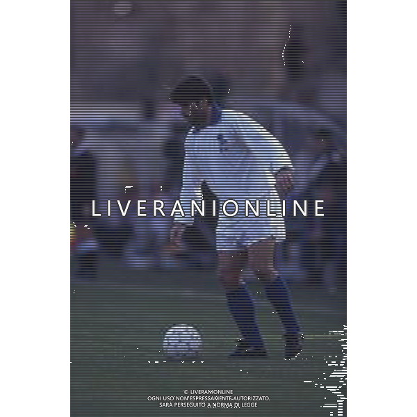 RETROSPETTIVA ALBERICO EVANI CALCIATORE NELLA FOTO ALBERICO EVANI CON LA MAGLIA DELLA NAZIONALE ITALIANA DI CALCIO AG ALDO LIVERANI SAS