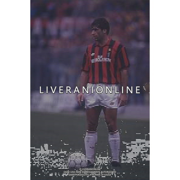 RETROSPETTIVA ALBERICO EVANI CALCIATORE 1989 NELLA FOTO ALBERICO EVANI CON LA MAGLIA DEL MILAN CALCIO AG ALDO LIVERANI SAS