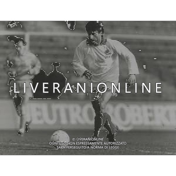 RETROSPETTIVA ALBERICO EVANI CALCIATORE NELLA FOTO ALBERICO EVANI CON LA MAGLIA DELLA NAZIONALE ITALIANA DI CALCIO AG ALDO LIVERANI SAS