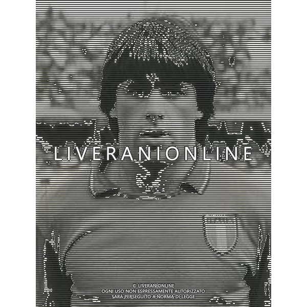 RETROSPETTIVA ALBERICO EVANI CALCIATORE NELLA FOTO ALBERICO EVANI CON LA MAGLIA DELLA NAZIONALE ITALIANA DI CALCIO AG ALDO LIVERANI SAS