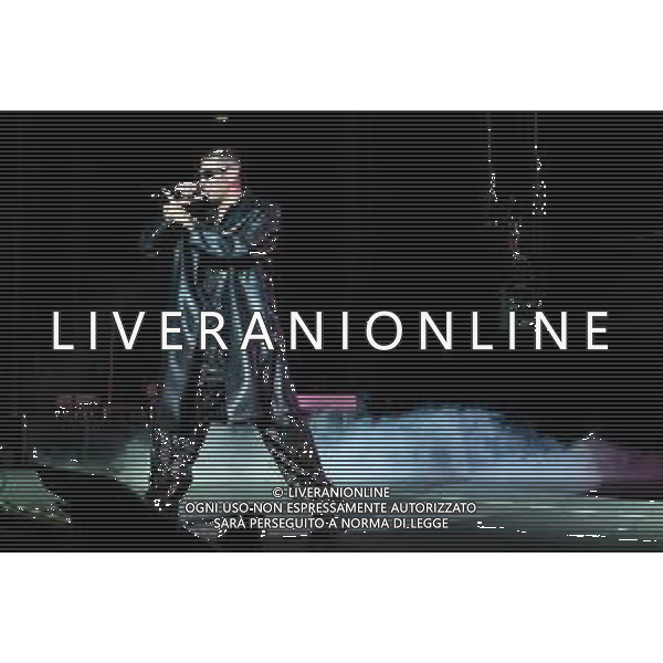 The Italian rappers Fabio Bartolo Rizzo as know with Marracash pseudonym sings on a stage for his Persone Tour at Arena di Verona in Verona, Italy, on 25 September 2022 ©Roberto Tommasini / Ag. Aldo Liverani Sas