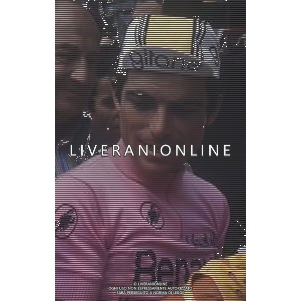 RETROSPETTIVA BERNARD HINAULT CICLISTA NELLA FOTO BERNARD HINAULT CON LA MAGLIA ROSA AG ALDO LIVERANI SAS