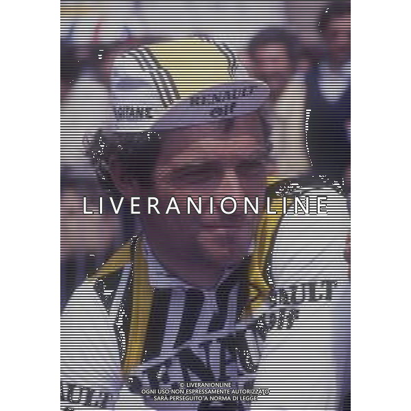 RETROSPETTIVA BERNARD HINAULT CICLISTA NELLA FOTO BERNARD HINAULT AG ALDO LIVERANI SAS
