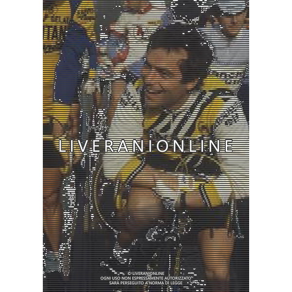 RETROSPETTIVA BERNARD HINAULT CICLISTA NELLA FOTO BERNARD HINAULT AG ALDO LIVERANI SAS