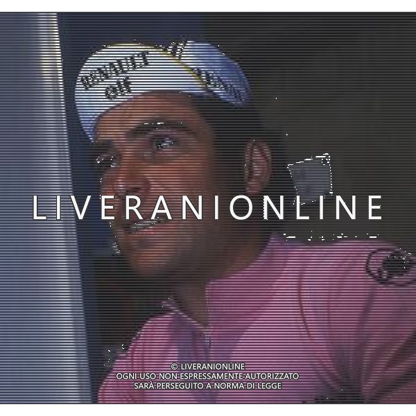 RETROSPETTIVA BERNARD HINAULT CICLISTA NELLA FOTO BERNARD HINAULT CON LA MAGLIA ROSA AG ALDO LIVERANI SAS