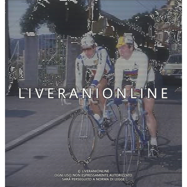 RETROSPETTIVA BERNARD HINAULT CICLISTA NELLA FOTO BERNARD HINAULT CON FRANCESCO MOSER AG ALDO LIVERANI SAS