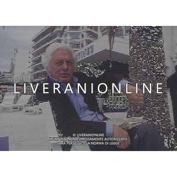 RETROSPETTIVA DINO RISI REGISTA NELLA FOTO DINO RISI A CANNES NELL\'ANNO 1985 AG ALDO LIVERANI SAS