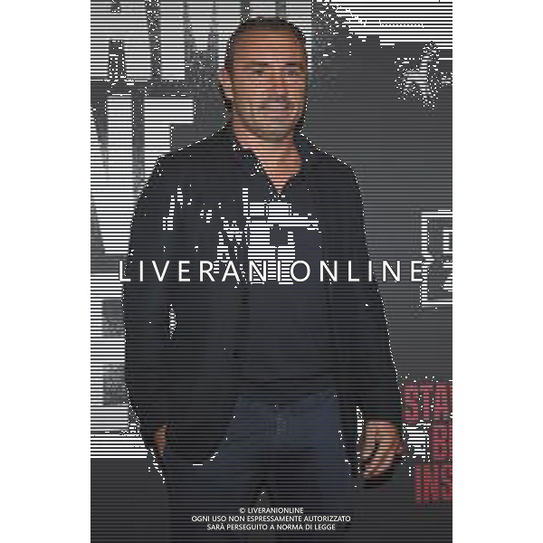 © TVRG Photocall film Milan nella foto Cristian Brocchi Milano 28-09-2022 Photocall in occasione della premiere del film Stavamo Bene Insieme, prima esclusiva produzione di DAZN per il cinema, che celebra una delle squadre di calcio piu\' forti di tutti i tempi: il Milan. Il docufilm ripercorre le tre finali di UEFA Champions League del Milan di Carlo Ancelotti foto Roberto Garavaglia/ag. Aldo Liverani sas