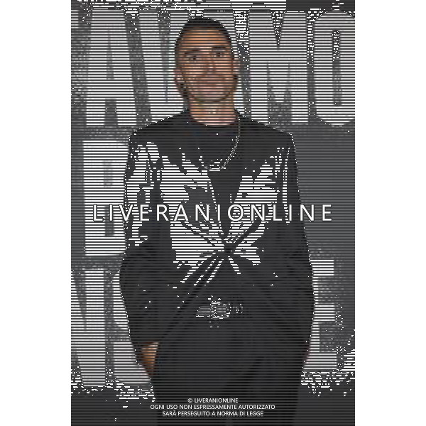 © TVRG Photocall film Milan nella foto Mattia Mose\' Molinari regista del docufilm Milano 28-09-2022 Photocall in occasione della premiere del film Stavamo Bene Insieme, prima esclusiva produzione di DAZN per il cinema, che celebra una delle squadre di calcio piu\' forti di tutti i tempi: il Milan. Il docufilm ripercorre le tre finali di UEFA Champions League del Milan di Carlo Ancelotti foto Roberto Garavaglia/ag. Aldo Liverani sas