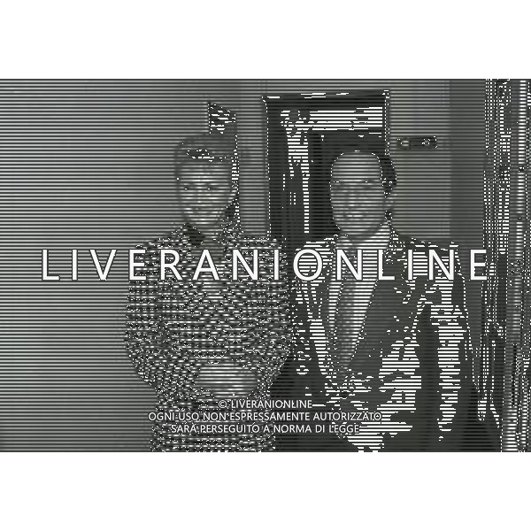 RETROSPETTIVA OMBRETTA FUMAGALLI CARULLI POLITICA NELLA FOTO OMBRETTA FUMAGALLI CARULLI CON ALESSANDRO FONTANA AL CIRCOLO DELLA STAMPA NELL\'ANNO 1994 AG ALDO LIVERANI SAS