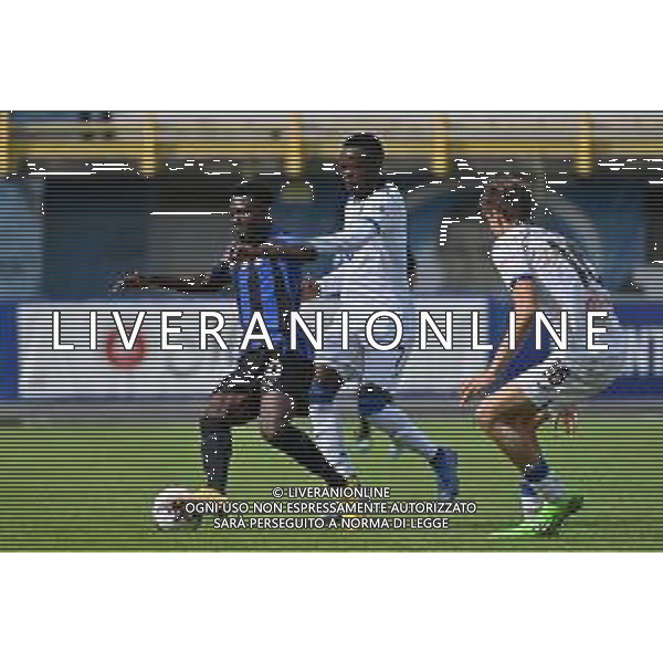 © TVRG Enoch Owusu (Inter) e Mannah Chiwisa (Atalanta) Inter vs Atalanta Sesto San Giovanni (MI) 01-10-2022 Stadio Ernesto Breda Campionato Primavera 1 TIM - 6a giornata foto Roberto Garavaglia/ag. Aldo Liverani sas/AGENZIA ALDO LIVERANI SAS