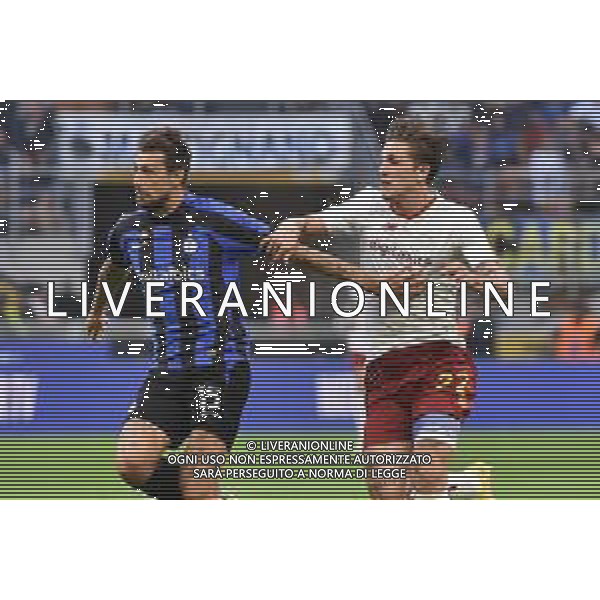 Francesco Acerbi (Inter) e Nicolo\' Zaniolo (Roma) Inter vs Roma Milano 01-10-2022 Stadio Giuseppe Meazza - San Siro Campionato Serie A TIM - 8a giornata foto Roberto Garavaglia/ag. Aldo Liverani sas