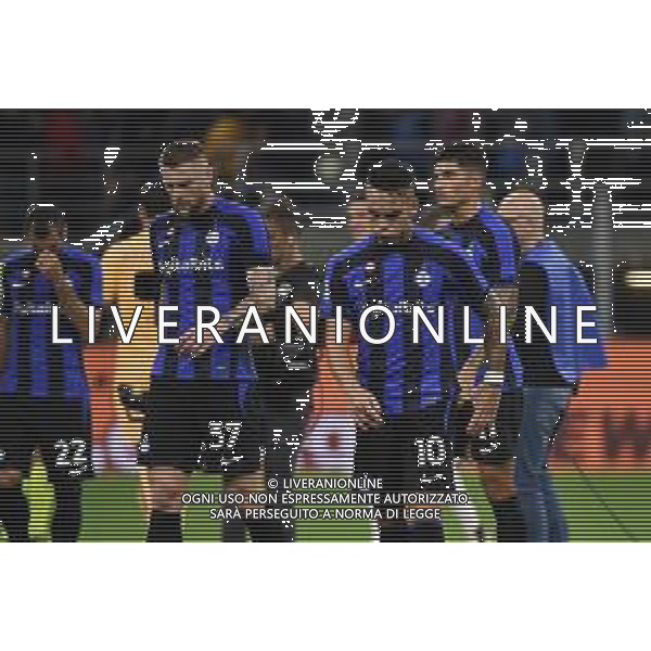 delusione Inter a fine gara - skriniar e lautaro martinez Inter vs Roma Milano 01-10-2022 Stadio Giuseppe Meazza - San Siro Campionato Serie A TIM - 8a giornata foto Roberto Garavaglia/ag. Aldo Liverani sas/AGENZIA ALDO LIVERANI SAS