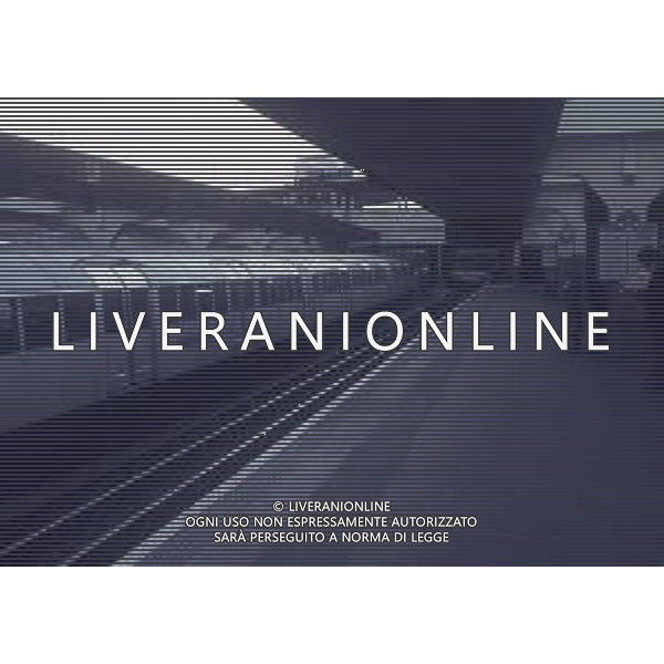 1970 LONDRA LA METROPOLITANA FOTO CARLO LORENZINI-AG ALDO LIVERANI SAS