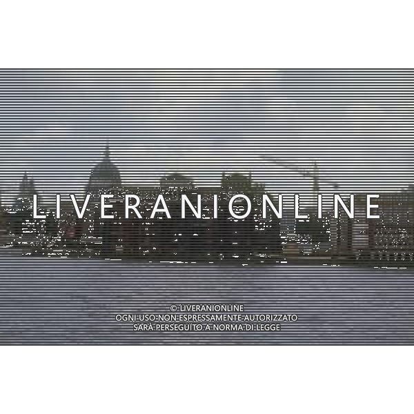1970 LONDRA FIUME TAMIGI FOTO CARLO LORENZINI-AG ALDO LIVERANI SAS
