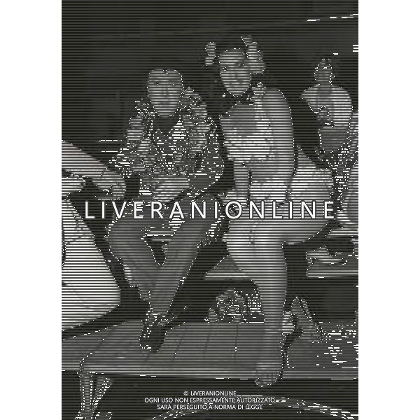 RETROSPETTIVA ERMINIO MACARIO ATTORE NELLA FOTO ERMINIO MACARIO NELL\'ANNO 1978 A MILANO CON LICINIA LENTINI AG ALDO LIVERANI SAS  