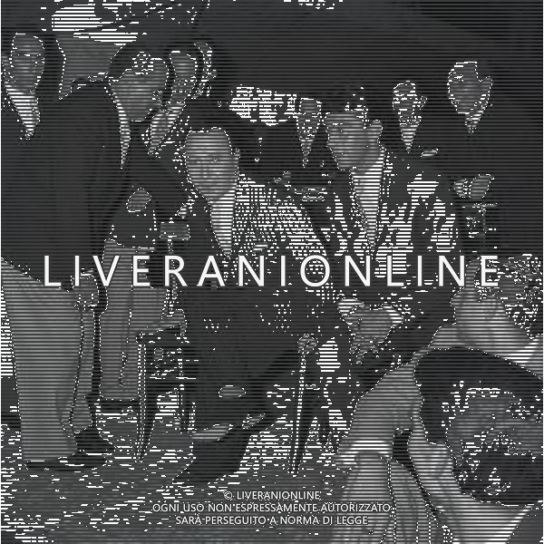 RETROSPETTIVA ERMINIO MACARIO ATTORE NELLA FOTO ERMINIO MACARIO NELL\'ANNO 1955 A ROMA CON WALTER CHIARI AG ALDO LIVERANI SAS 