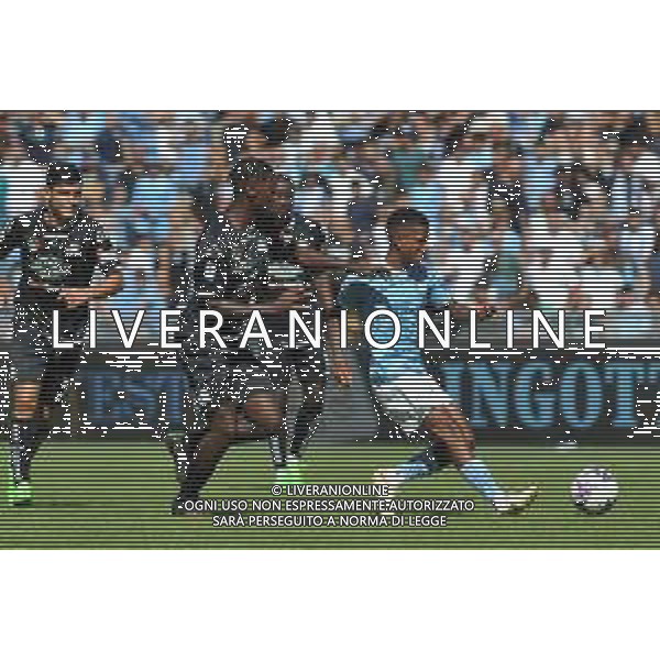 Lazio vs Spezia 8 Giornata Serie A TIM - Stadio Olimpico - Roma 02-10-2022 nella foto Marcos Antonio e Nguiamba ©Federico Gaetano/AGENZIA ALDO LIVERANI SAS