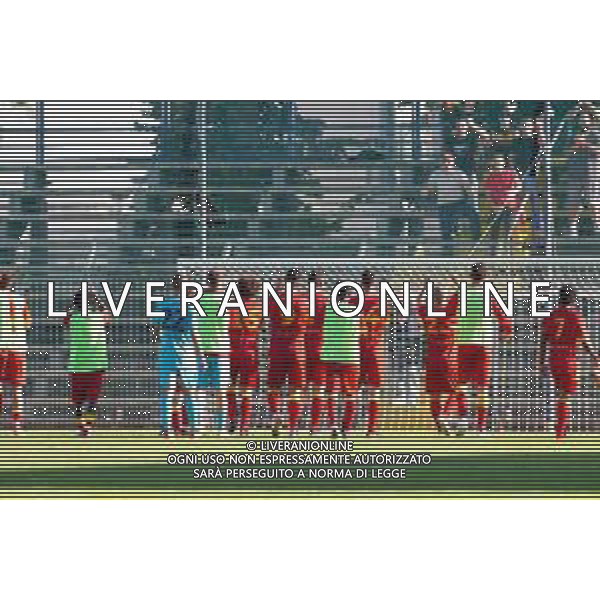 CREMA - RAVENNA CAMPIONATO CALCIO SERIE D 02.10.2022 NELLA FOTO ESULTANZA DEI GIOCATORI DEL RAVENNA SOTTO LA CURVA DEI TIFOSI A FINE GARA ©GIAMPIETRI/AGENZIA ALDO LIVERANI SAS