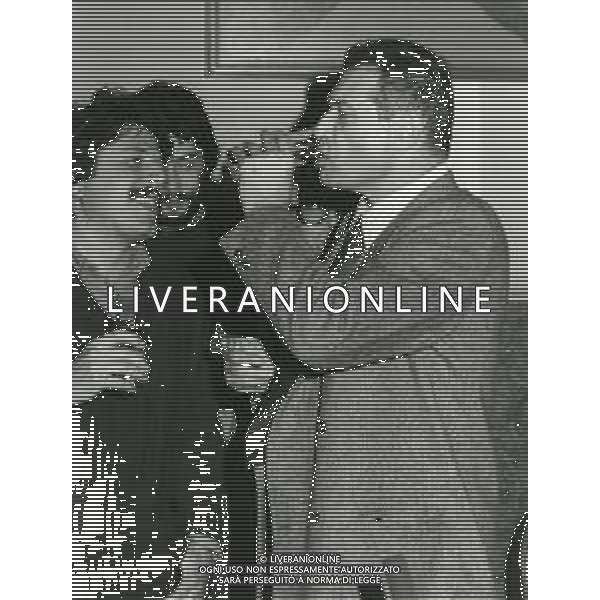 RETROSPETTIVA LUCIANO LAMA POLITICO NELLA FOTO LUCIANO LAMA A RUSSI RICEVE LA CITTADINANZA ONORARIA IL GIORNO 24-11-1981 AG ALDO LIVERANI SAS