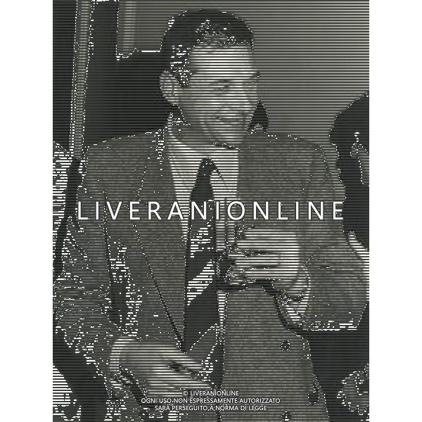 RETROSPETTIVA LUCIANO LAMA POLITICO NELLA FOTO LUCIANO LAMA A RUSSI RICEVE LA CITTADINANZA ONORARIA IL GIORNO 24-11-1981 AG ALDO LIVERANI SAS