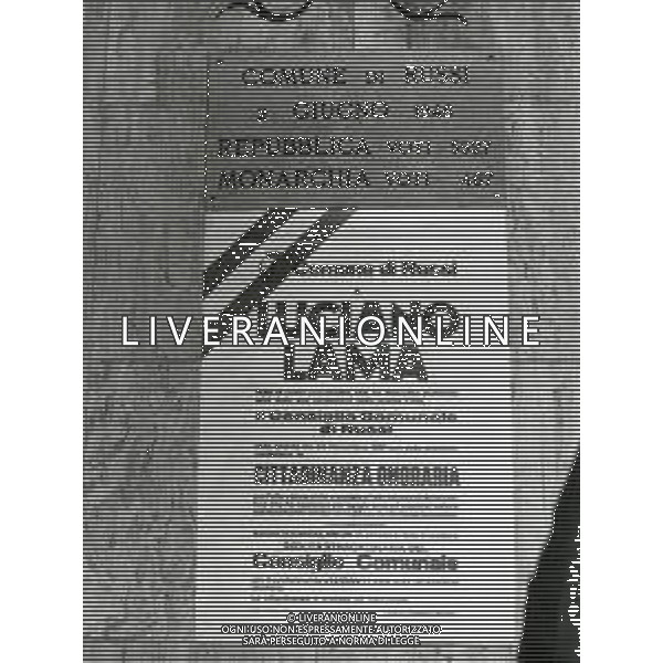 RETROSPETTIVA LUCIANO LAMA POLITICO NELLA FOTO LUCIANO LAMA A RUSSI RICEVE LA CITTADINANZA ONORARIA IL GIORNO 24-11-1981 AG ALDO LIVERANI SAS