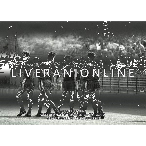21-09-1986 MONZA-CAMPIONATO DI CALCIO SERIE C MONZA-SPAL 2-1 NELLA FOTO ABBRACCI GIOCATORI MONZA DOPO IL GOAL AG ALDO LIVERANI SAS