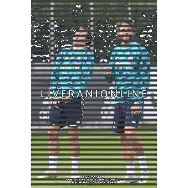 TVMV-Torino 04.10.2022 Continassa © Manuela Viganti/Agenzia Aldo Liverani Allenamento rifinitura Champions League 2022/2023 Juventus vs Maccabi Haifa Nella foto: federico chiesa e manuel locatelli ©Viganti/AGENZIA ALDO LIVERANI SAS