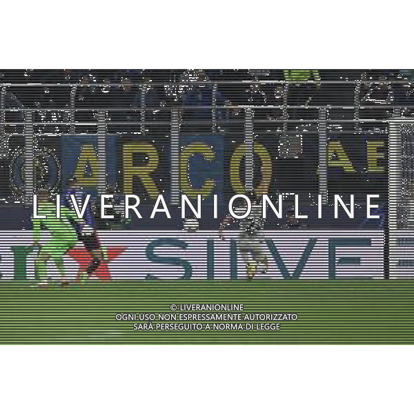 Joaquin Correa (Inter) segna il gol dell\'1 a 0 ma la rete viene annullata per fuorigioco Inter vs Barcellona Milano 04-10-2022 Stadio Giuseppe Meazza - San Siro UEFA Champions League fase a gironi gruppo C - 3a giornata foto Roberto Garavaglia/ag. Aldo Liverani sas /AGENZIA ALDO LIVERANI SAS