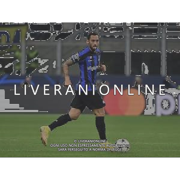 Hakan Calhanoglu (Inter) Inter vs Barcellona Milano 04-10-2022 Stadio Giuseppe Meazza - San Siro UEFA Champions League fase a gironi gruppo C - 3a giornata foto Roberto Garavaglia/ag. Aldo Liverani sas /AGENZIA ALDO LIVERANI SAS
