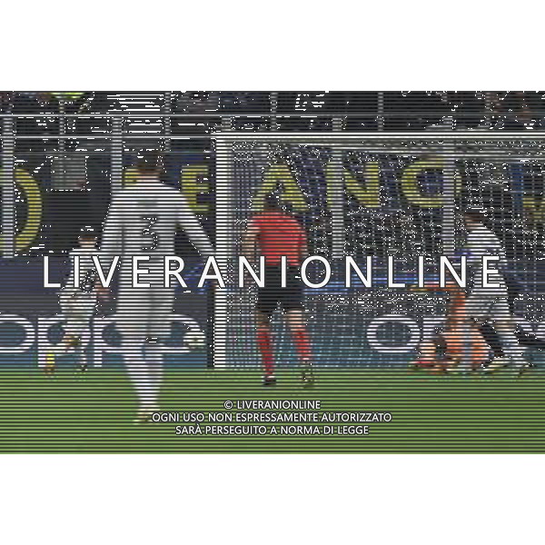 Pedro Gonzalez Lopez Pedri (Barcellona) segna il gol dell\'1 a 1 ma la rete viene annullata Inter vs Barcellona Milano 04-10-2022 Stadio Giuseppe Meazza - San Siro UEFA Champions League fase a gironi gruppo C - 3a giornata foto Roberto Garavaglia/ag. Aldo Liverani sas /AGENZIA ALDO LIVERANI SAS