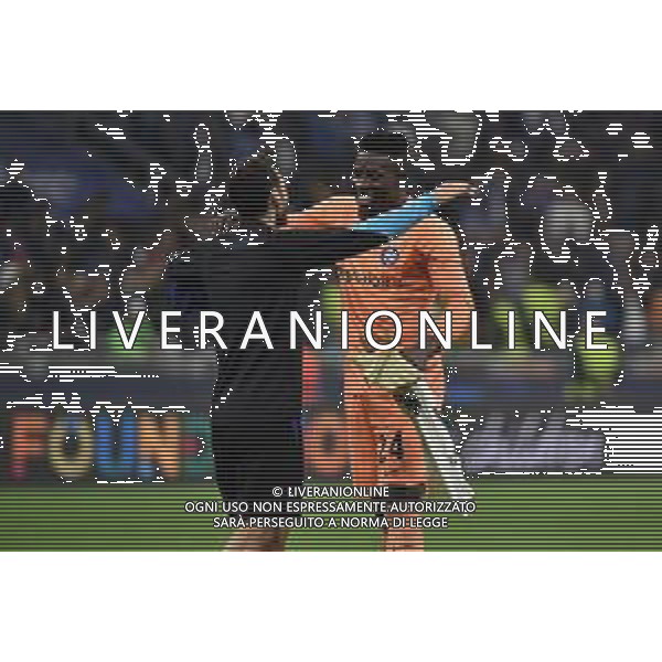 Hakan Calhanoglu (Inter) e Andre\' Onana (Inter) esultanza finale Inter vs Barcellona Milano 04-10-2022 Stadio Giuseppe Meazza - San Siro UEFA Champions League fase a gironi gruppo C - 3a giornata foto Roberto Garavaglia/ag. Aldo Liverani sas /AGENZIA ALDO LIVERANI SAS
