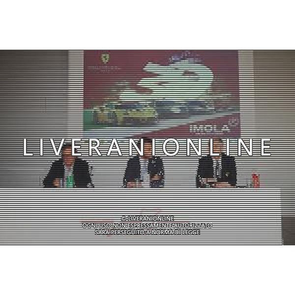 IMOLA 05 10 2022 CONFERENZA STAMPA FERRARI FINALI MONDIALI 2022 ALL\'AUTODROMO ENZO E DINO FERRARI NELLA FOTO PRESIDENTE AUTODROMO ENZO E DINO FERRARI GIAN CARLO MINARDI SINDACO MARCO PANIERI E RESPONSABILE FERRARI ATTIVITA\' SPORTIVA GT ANTONELLO COLETTA ©SANNA/AGENZIA ALDO LIVERANI SAS