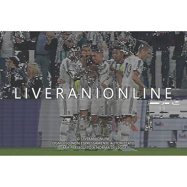 Torino 05.10.2022 Stadio Allianz Stadium ©Manuela Viganti/Agenzia Aldo Liverani Juventus vs Maccabi Haifa Champions League 2022/2023 Gruppo H Giornata 3 di 6 Nella foto: esultanza juventus dopo il gol di adrien rabiot ©/AGENZIA ALDO LIVERANI SAS
