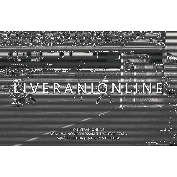 22-10-1989 MONZA-CAMPIONATO DI CALCIO SERIE B MONZA-LICATA 2-0 NELLA FOTO GOAL EDI BIVI AG ALDO LIVERANI SAS