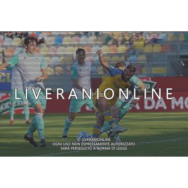 Frosinone vs Spal Campionato Serie B - 8 Giornata Stadio B.Stirpe - Frosinone 08-10-2022 nella foto Gattitano ostacolato da Fiordaliso ©Federico Gaetano/AGENZIA ALDO LIVERANI SAS