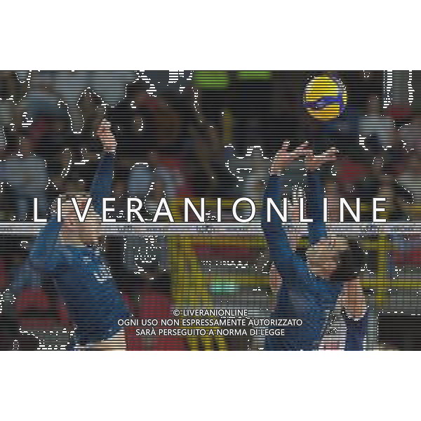 Set by Raphael De Vieria Oliveira - WithU Verona during the match between WithU Verona and ITAS Trentino valid for a second day of the Superlega Italian volley men championship on October 8, 2022 at Pala AGSM-AIM in Verona, Italy FOTO ROBERTO TOMMASINI-AG ALDO LIVERANI SAS