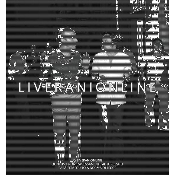RETROSPETTIVA SALVATORE SAMPERI REGISTA NELLA FOTO SALVATORE SAMPERI A TAORMINA NELL\'ANNO 1974 AG ALDO LIVERANI SAS